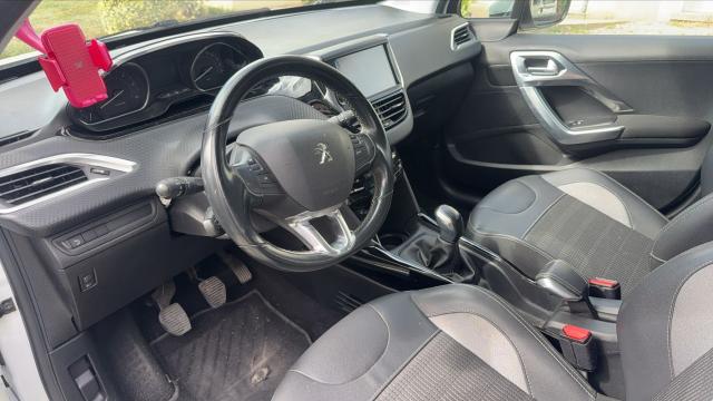 Peugeot 2008 image 4