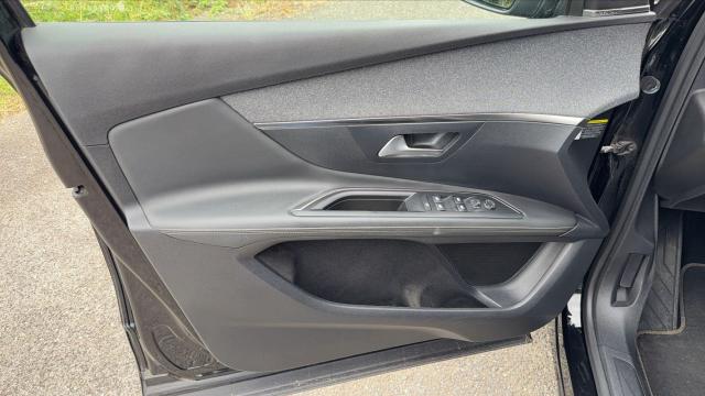 Peugeot 3008 image 4