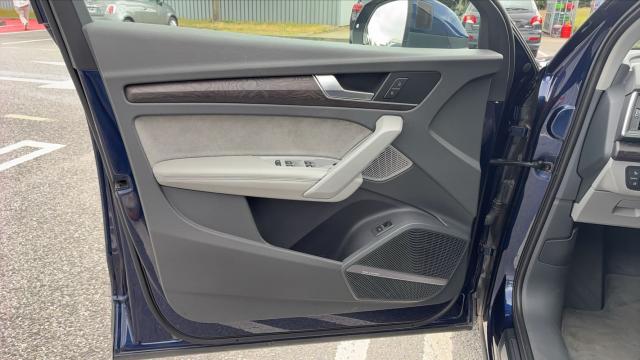 Audi Q5 image 8