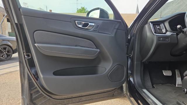 Volvo Xc60 image 9