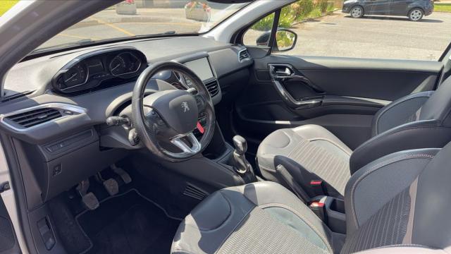 Peugeot 208 image 4