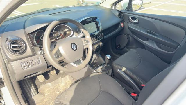 Renault Clio image 9