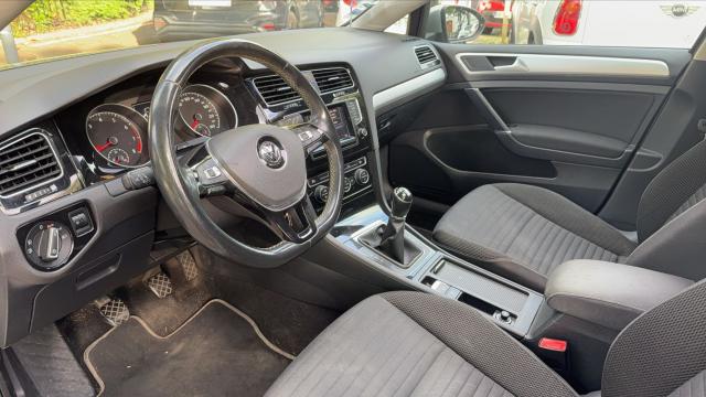 Volkswagen Golf image 2