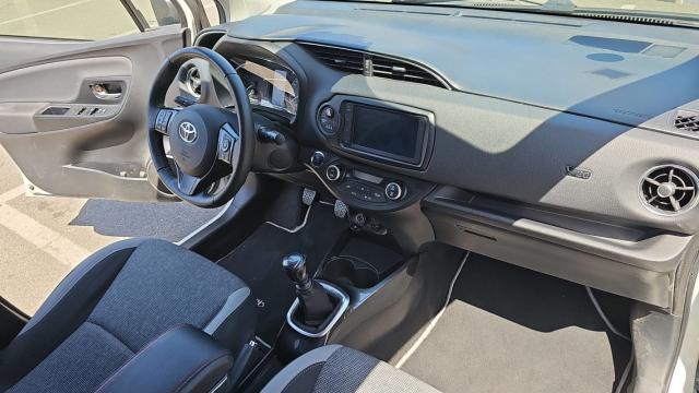 Toyota Yaris image 2