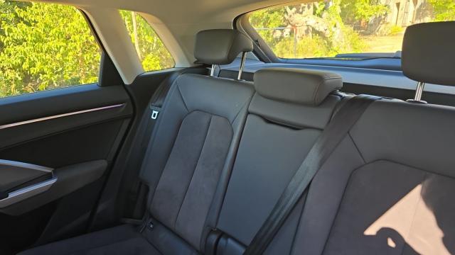 Audi Q3 image 2