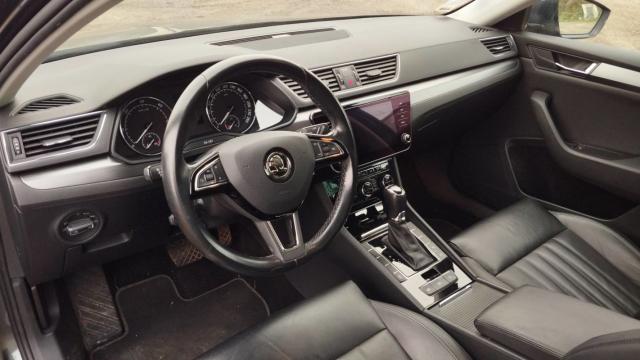 Skoda Superb image 9