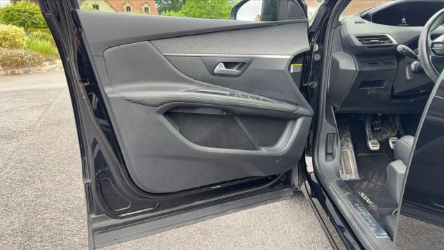 Peugeot 3008 image 4