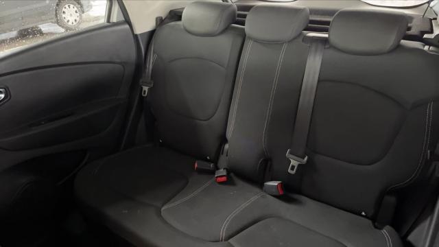 Renault Captur image 9