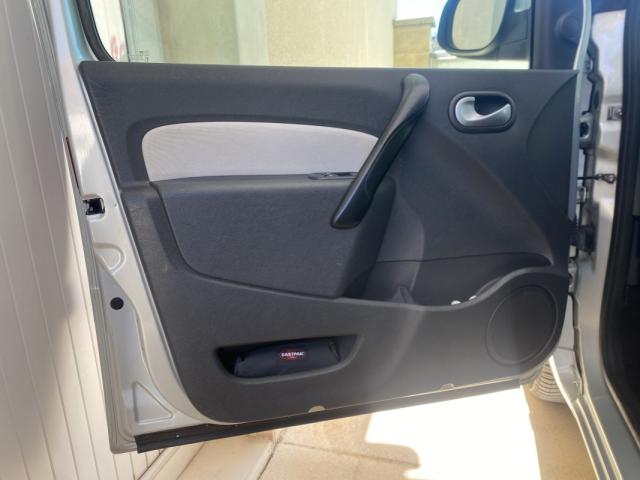 Renault Kangoo image 7
