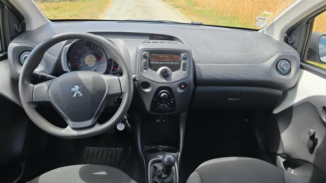 Peugeot 108 image 1