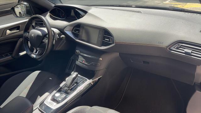 Peugeot 308 image 5