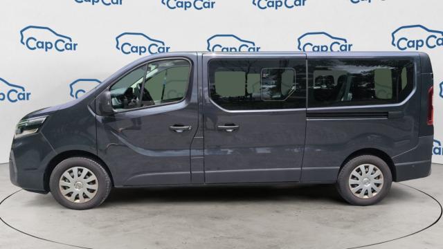 Nissan Nv300 image 9
