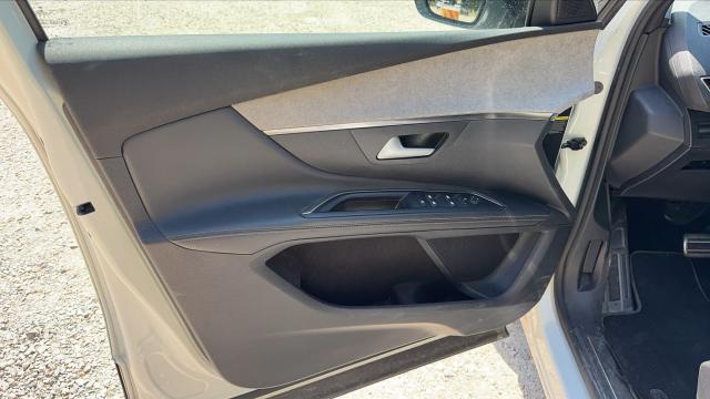 Peugeot 5008 image 6