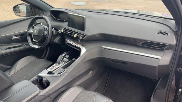 Peugeot 3008 image 1