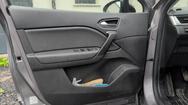 Renault Captur image 8