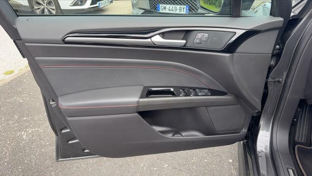 Ford Mondeo image 5