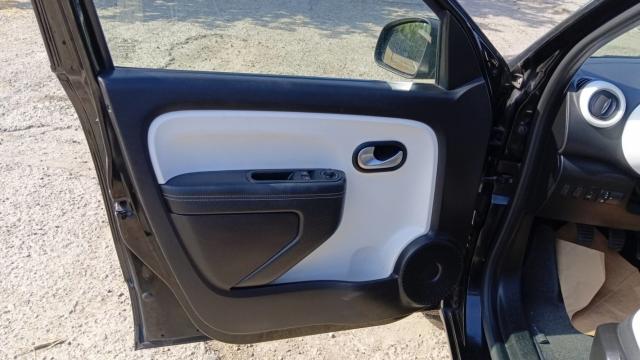 Renault Twingo image 8