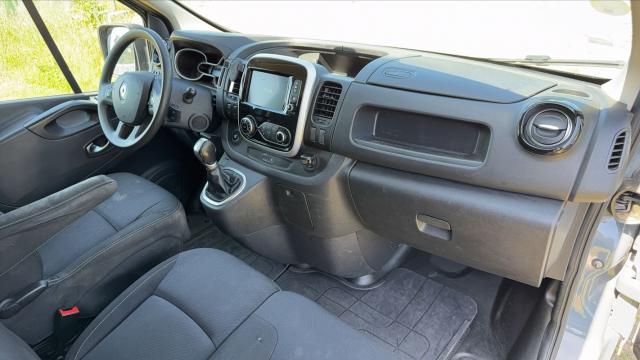 Renault Trafic image 6