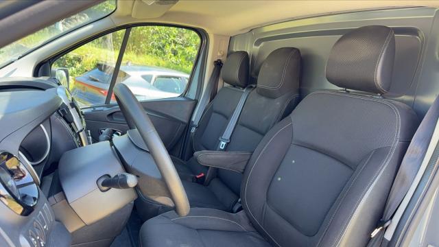 Renault Trafic image 7
