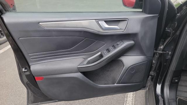Ford Focus image 4