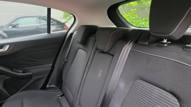 Ford Focus image 1