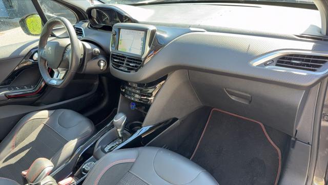 Peugeot 2008 image 7