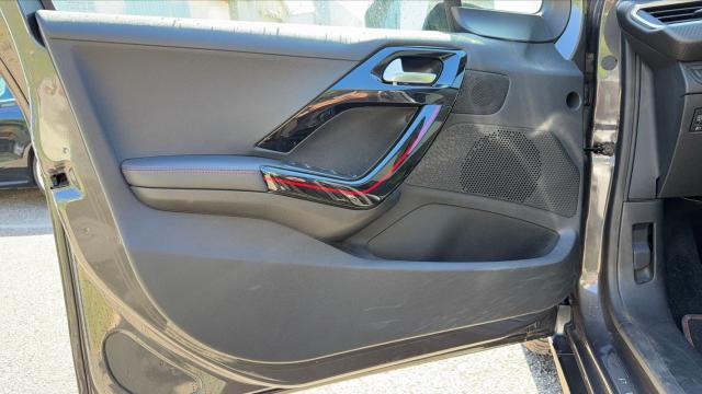 Peugeot 2008 image 9
