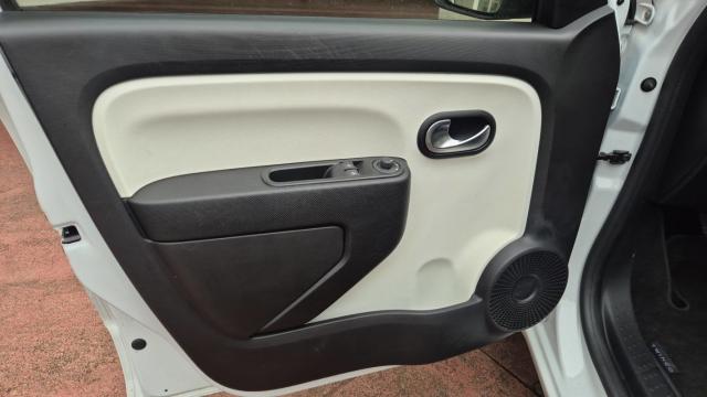 Renault Twingo image 7