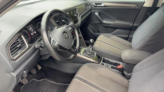 Volkswagen T-Roc image 4