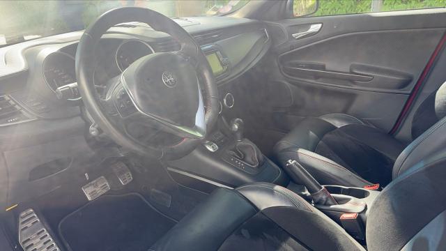 Alfa Romeo Giulietta image 9