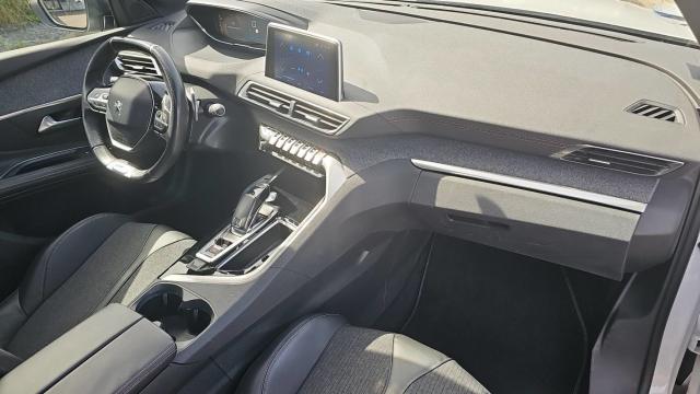 Peugeot 5008 image 7