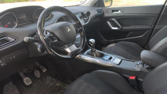 Peugeot 308 image 4