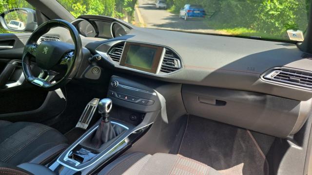 Peugeot 308 image 5