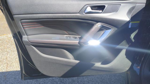 Peugeot 308 image 7