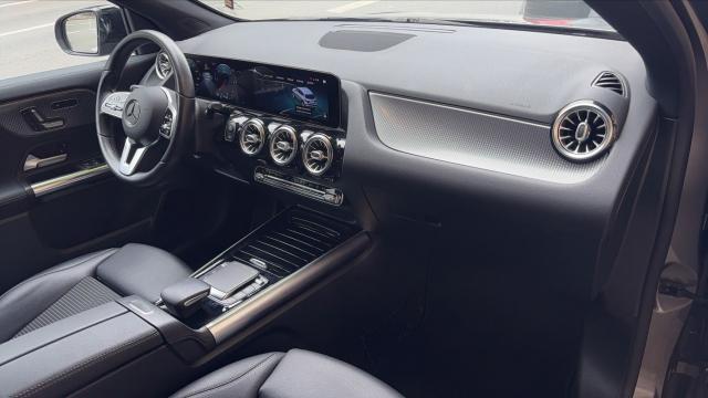 Mercedes Benz Gla image 5