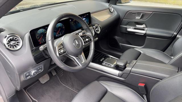 Mercedes Benz Gla image 2