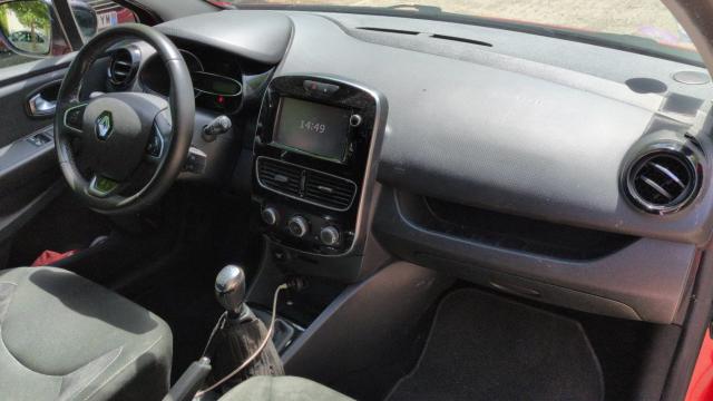 Renault Clio image 9