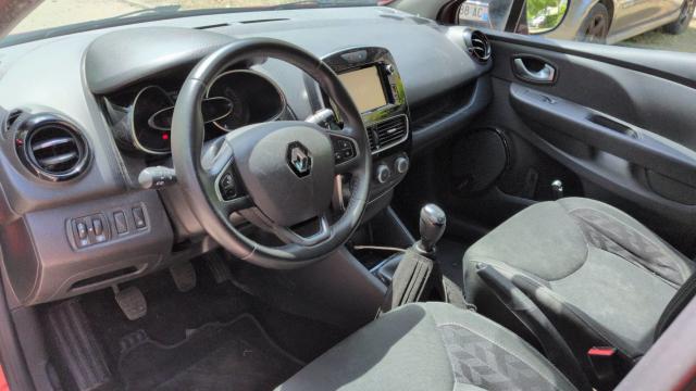 Renault Clio image 8