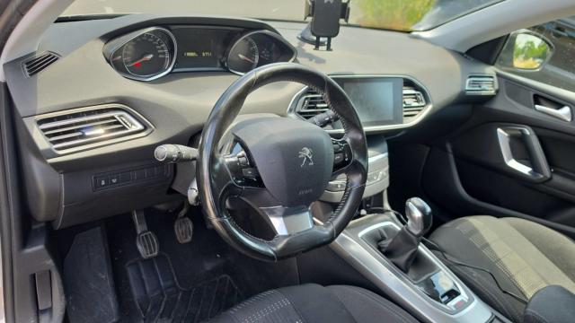 Peugeot 308 image 4