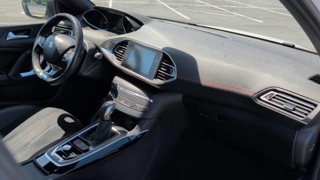 Peugeot 308 image 2