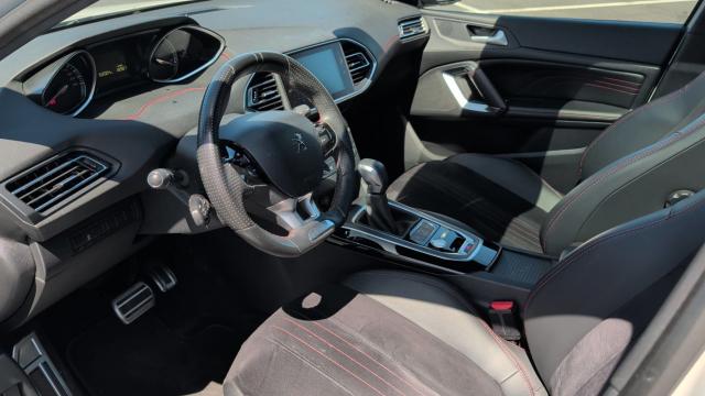 Peugeot 308 image 1