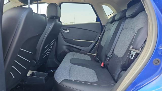 Renault Captur image 2