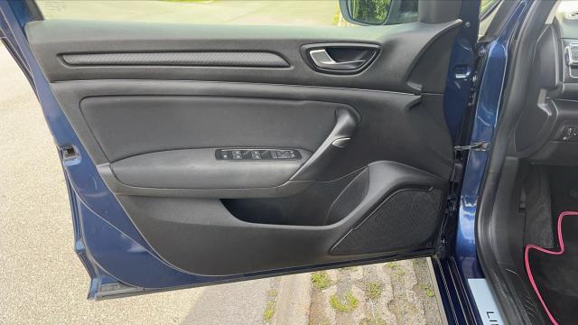 Renault Mégane image 2
