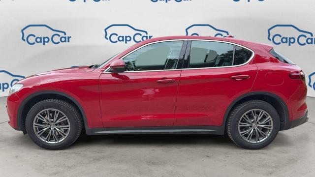 Alfa Romeo Stelvio image 2