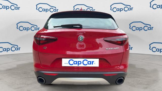 Alfa Romeo Stelvio image 3