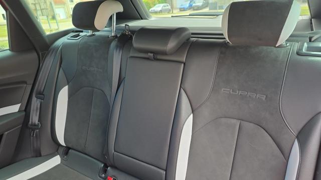 Seat Leon image 3