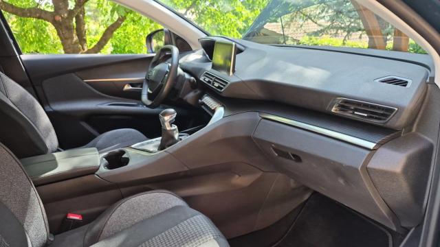 Peugeot 3008 image 8