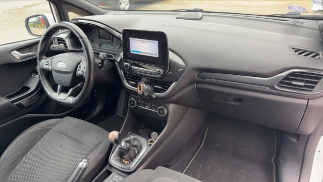 Ford Fiesta image 9