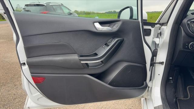 Ford Fiesta image 5