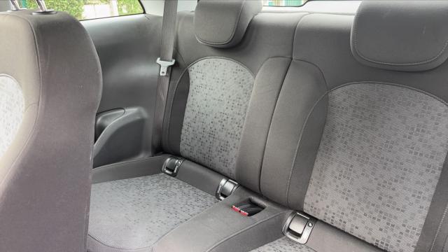 Opel Adam image 1
